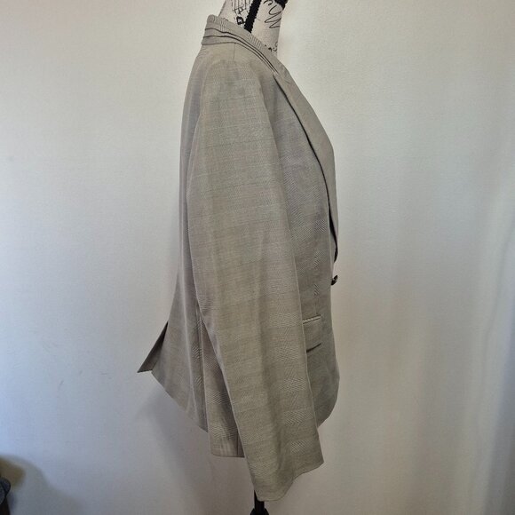 Plaid Blazer - Picture 4 of 10